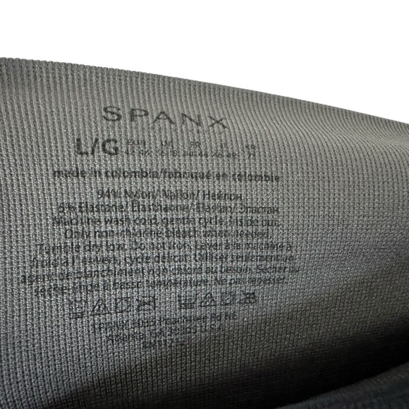 Spanx Womens Look at Me Now Camo Seamless Leggings Sz Large Grey Black FL3515 - Picture 5 of 6